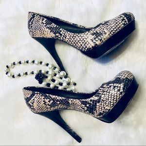 ARTURO CHIANG Platform Heels Shoes